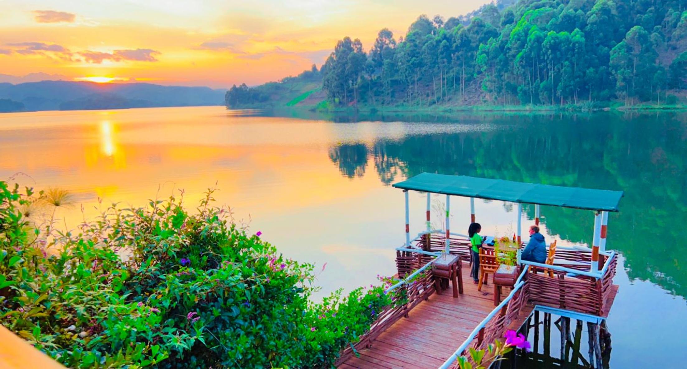 Lake Bunyonyi Rock Resort