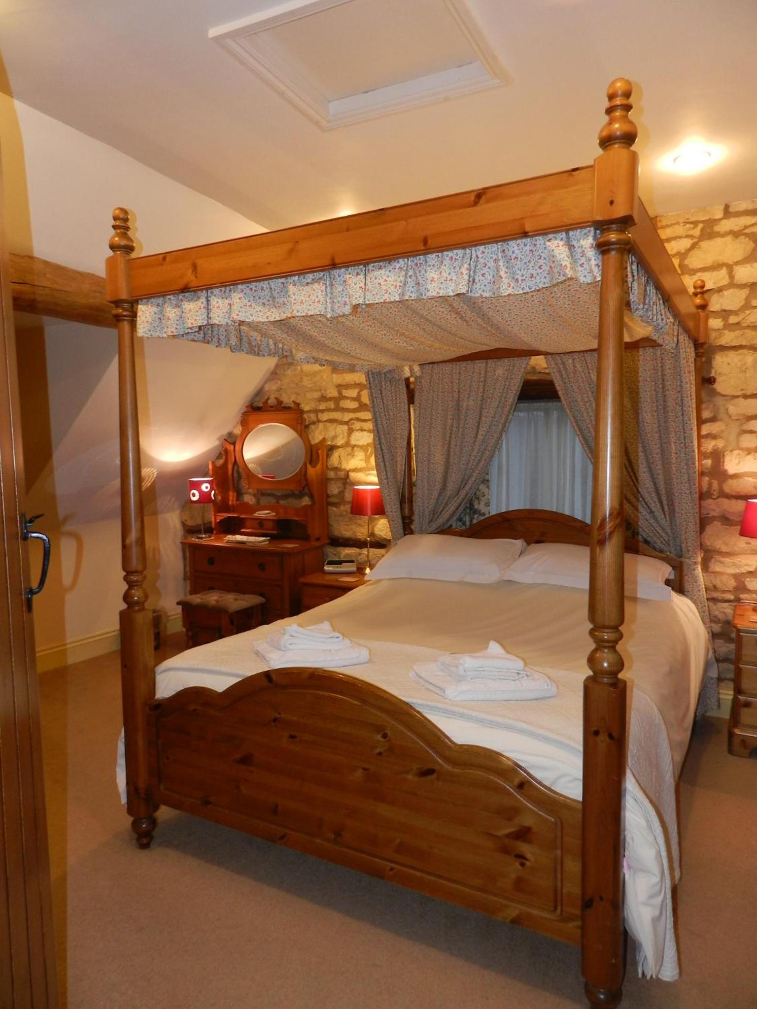 Cotswold Charm Stable Cottage