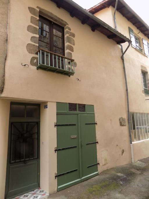 L'ancienne Forge - a stylish medieval holiday home