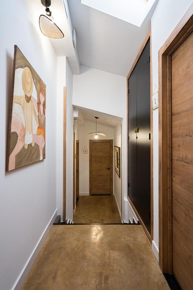 DUO SOMNIA, suites con jacuzzi y chimenea, only adults view 3
