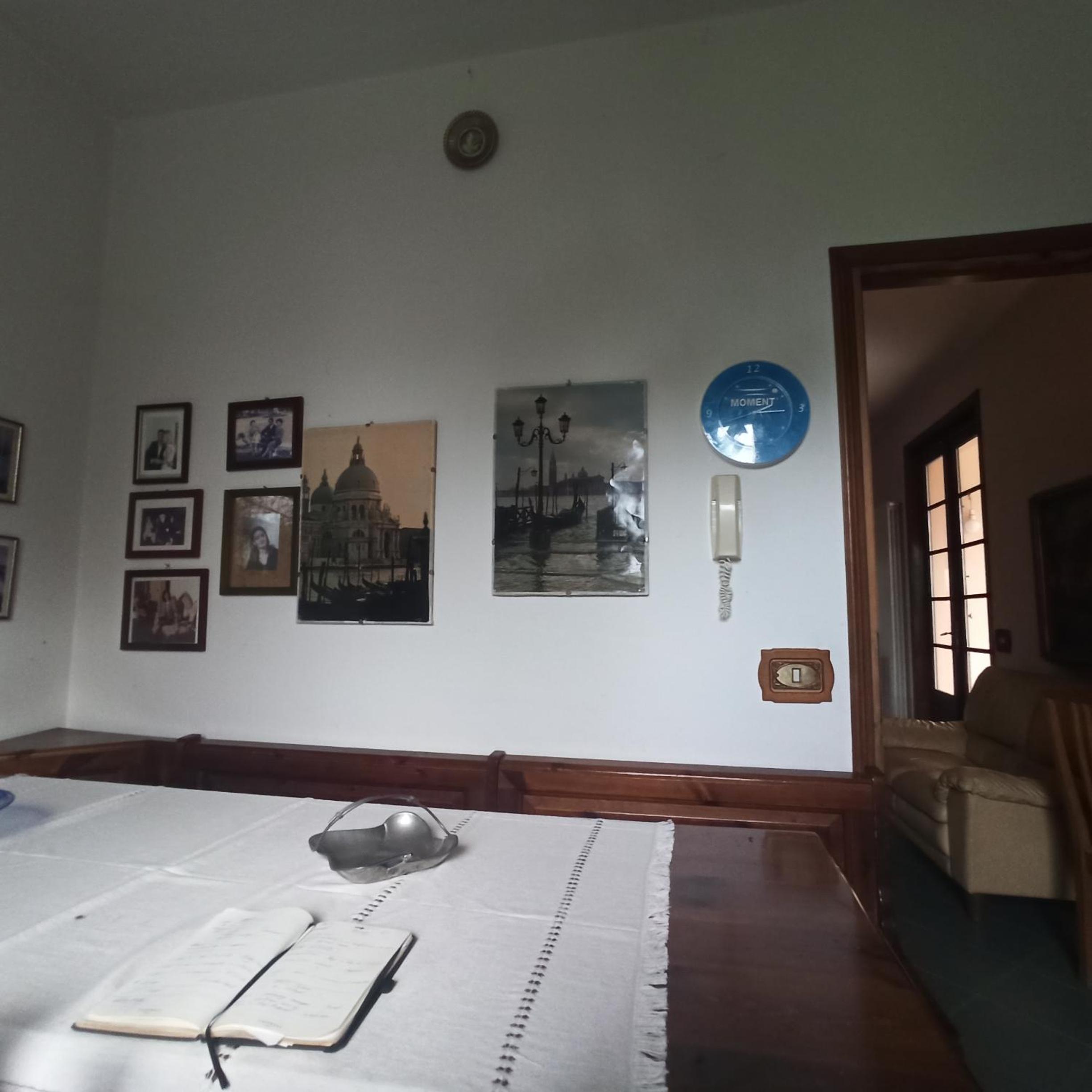 Casa VINCENZO 130 mq con portico ed ingresso esclusivo dal giardino