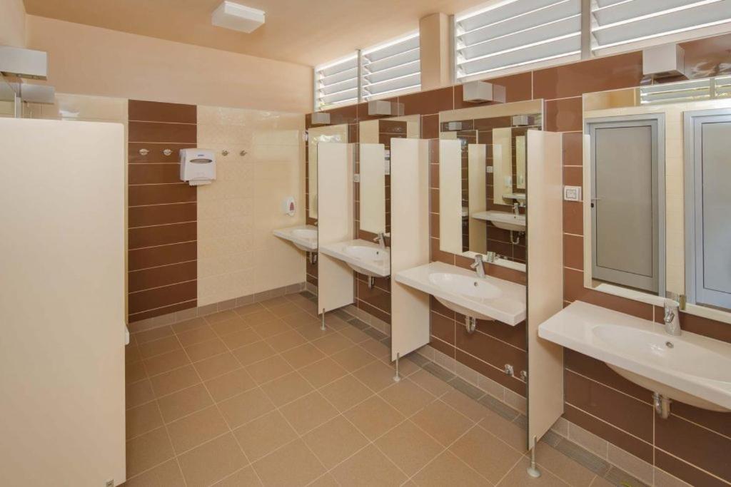 Easyatent Safari tent Park Umag view 3