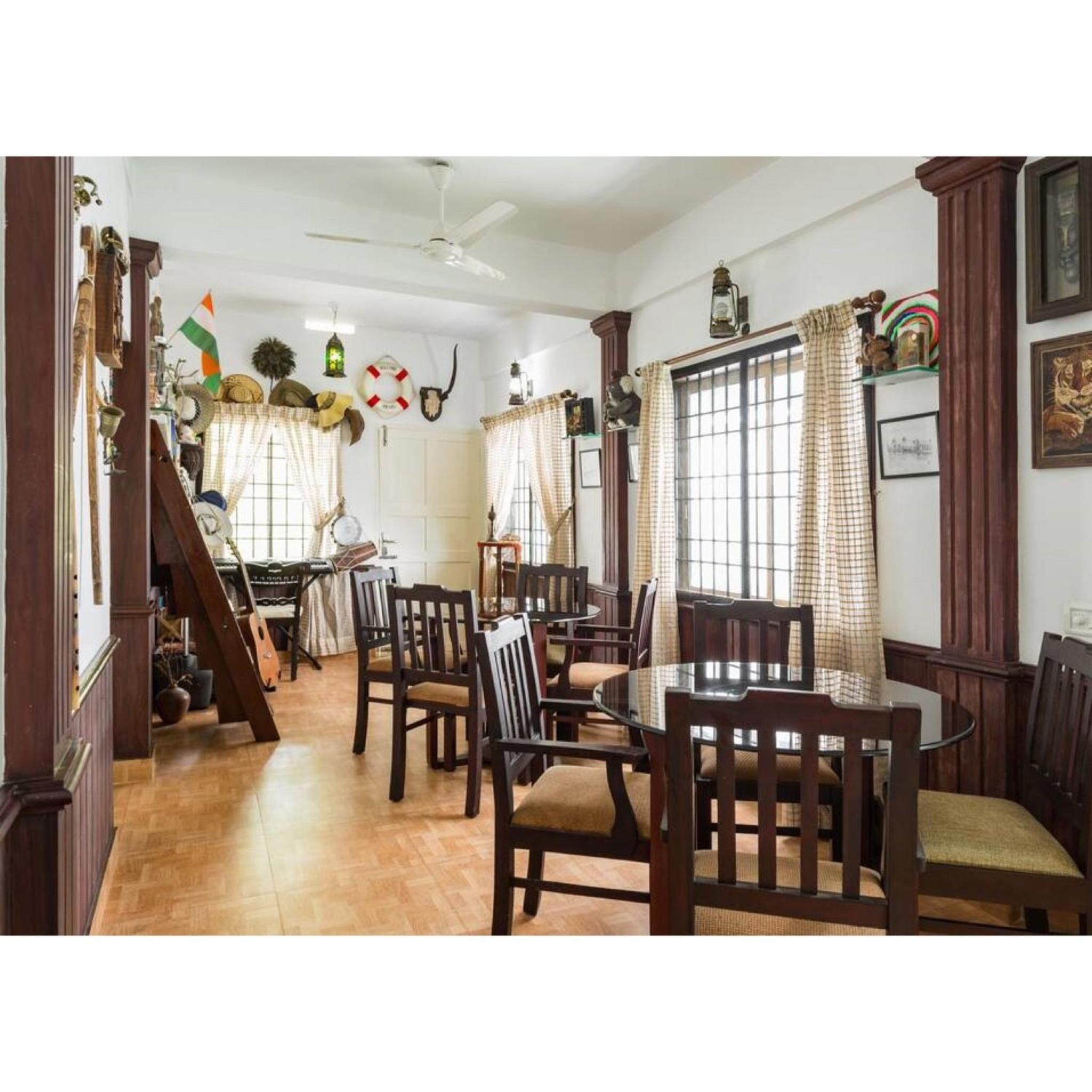 Reds Residency - Homestay
