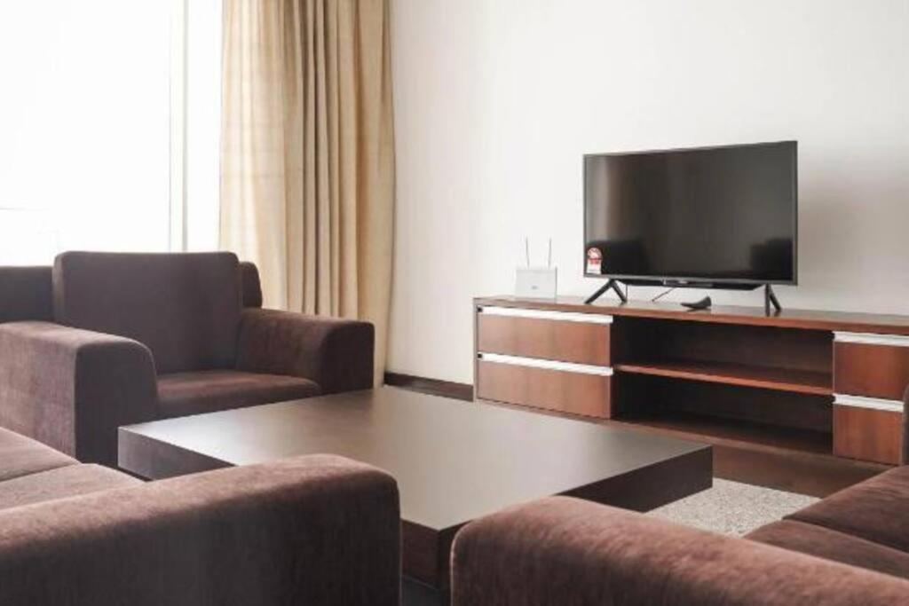 Bay Resort Condominium 3-bedrooms with Swimming Pool near the Seaside photo 6