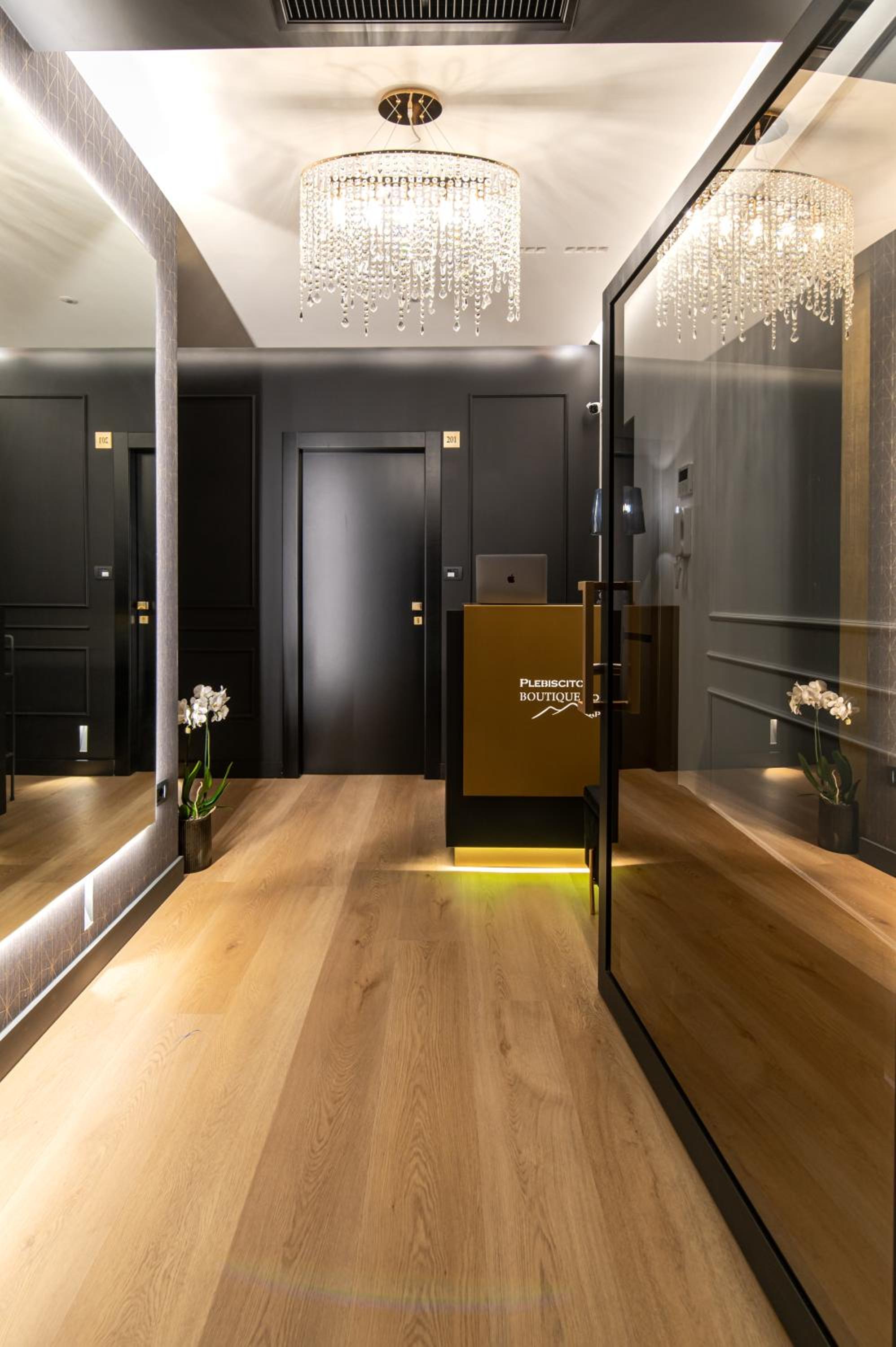 Plebiscito Boutique Rooms