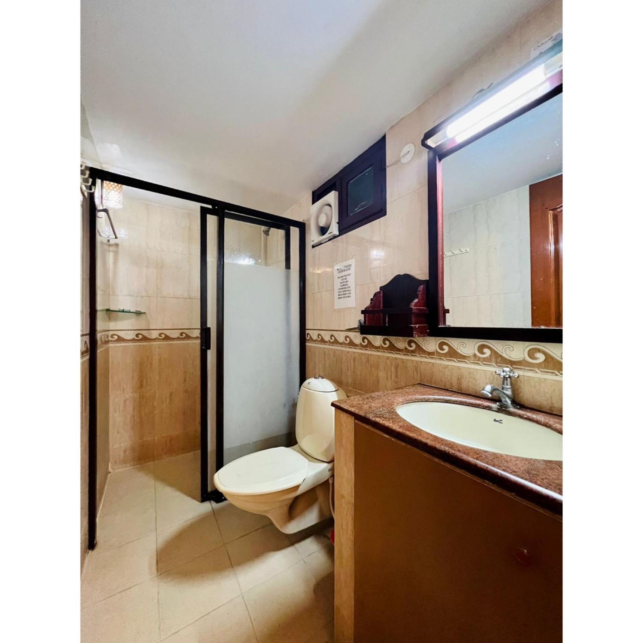 Reds Residency - Homestay