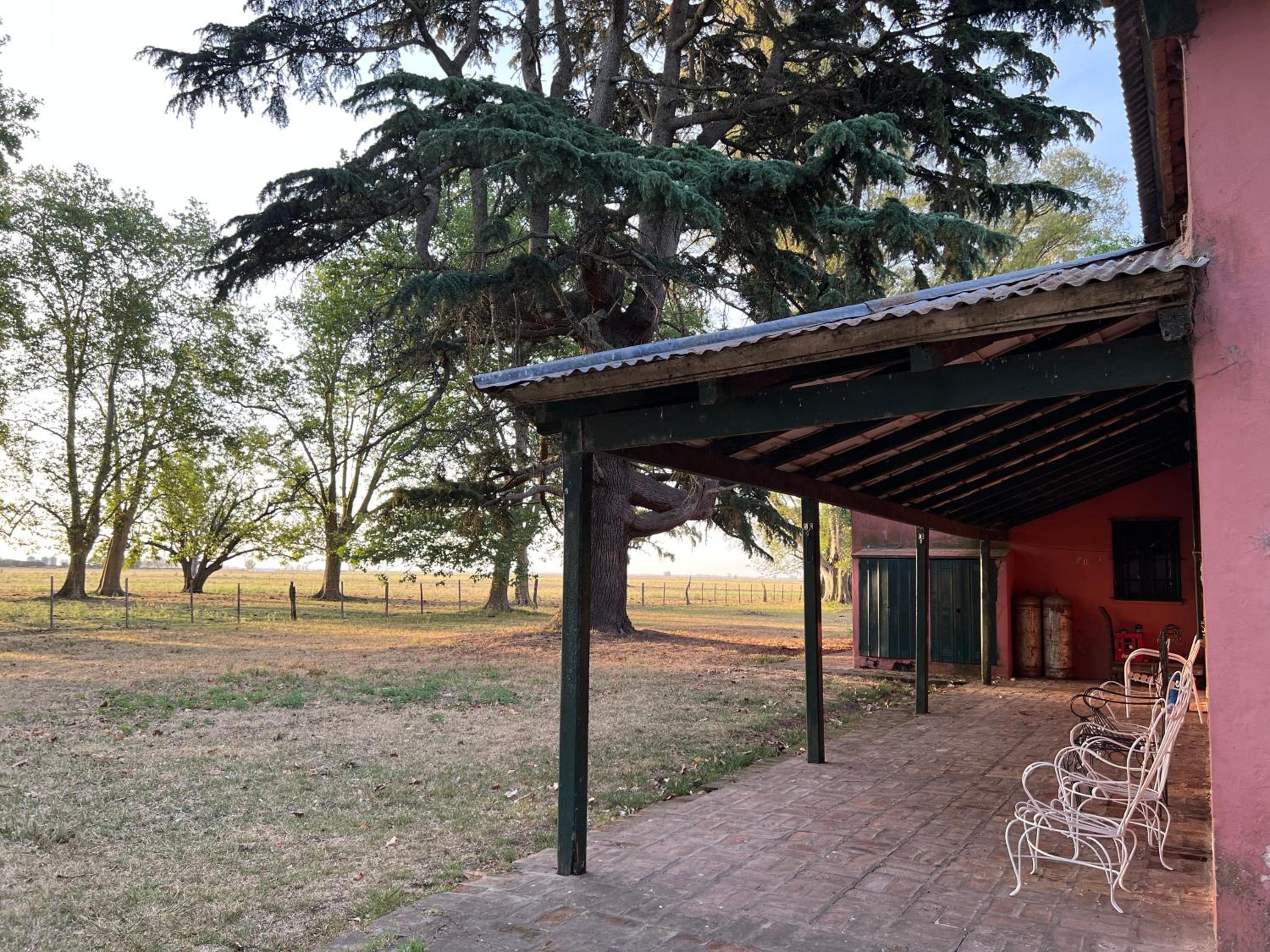 Casa de campo “Los Ombues”