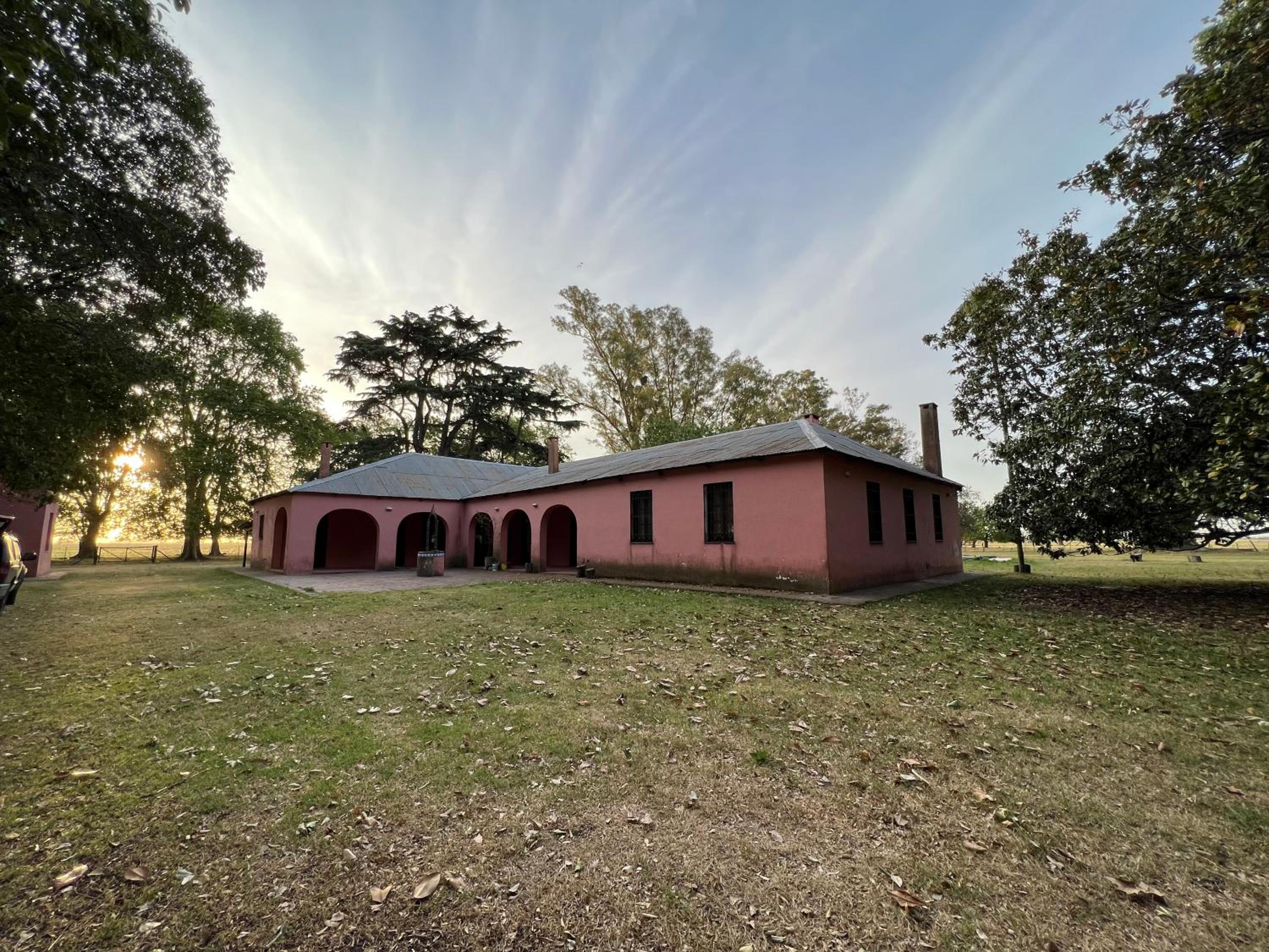 Casa de campo “Los Ombues”