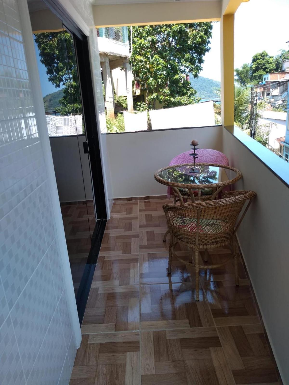 Casa familiar view 4