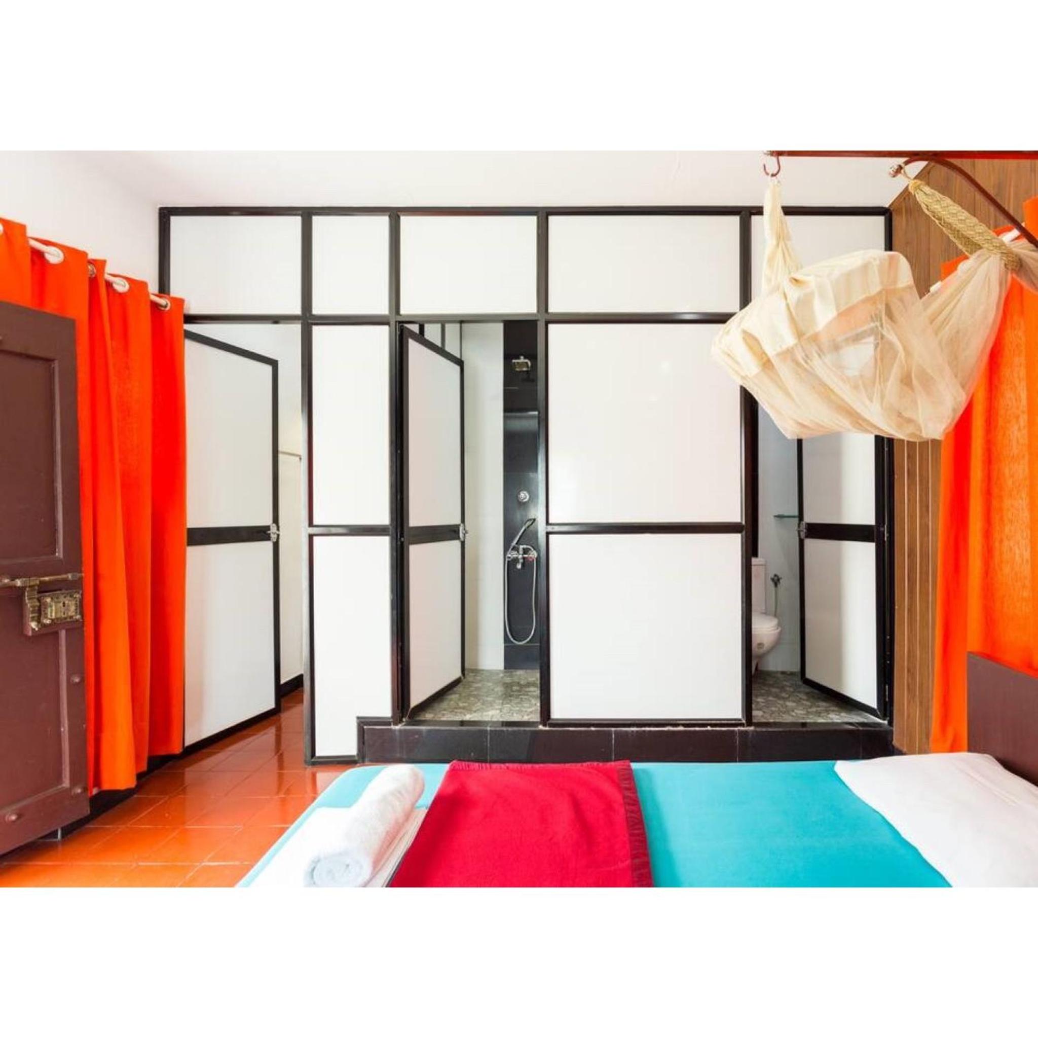 Reds Residency - Homestay