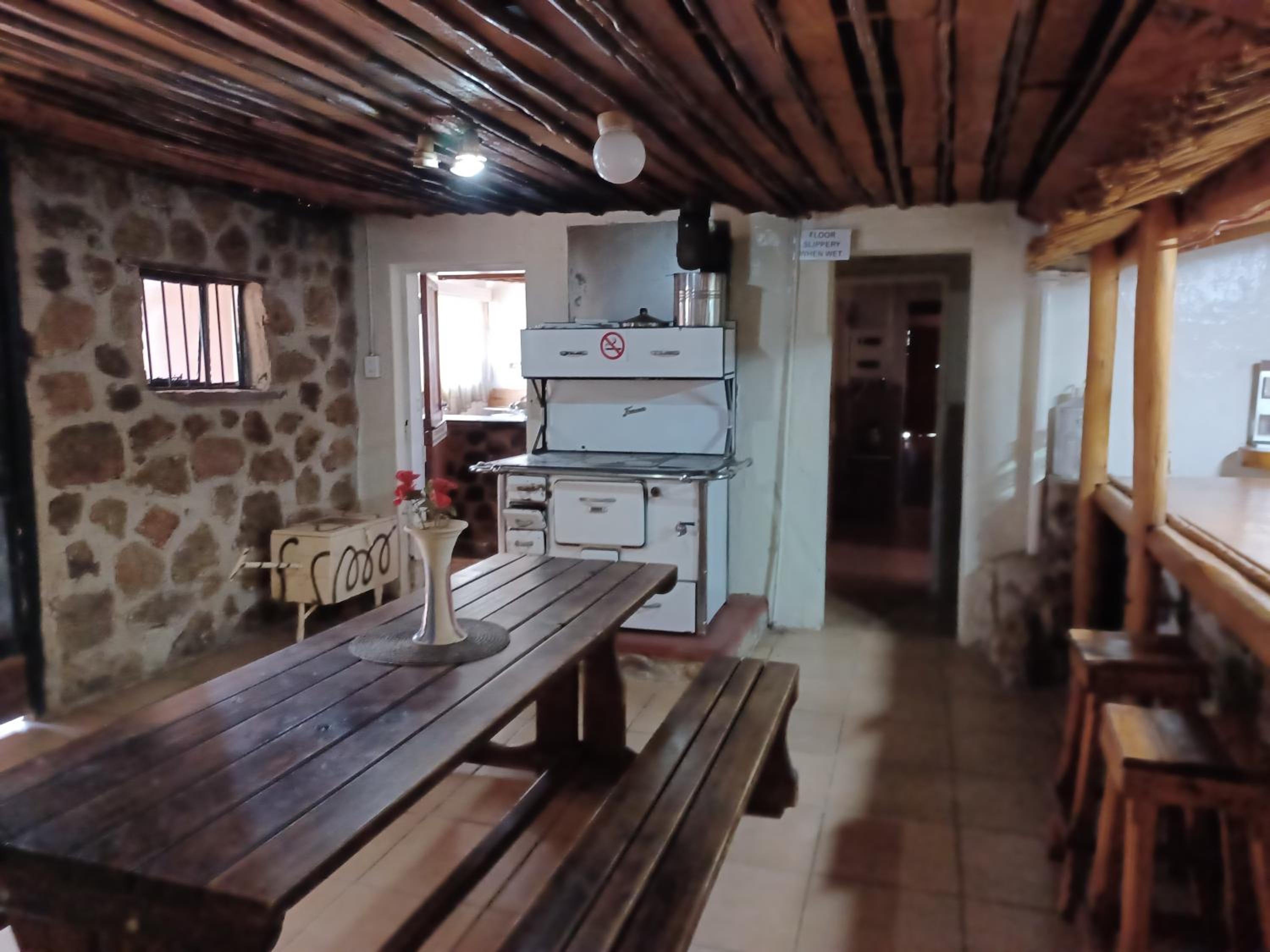 KHAYA LANGA Guest House & Contractors Accommodation view 5