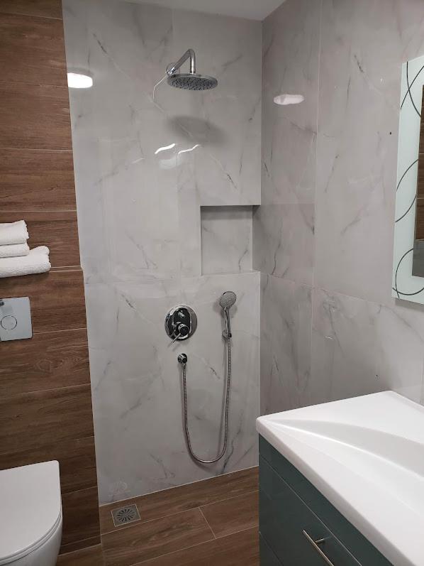 Evalia Apartments
