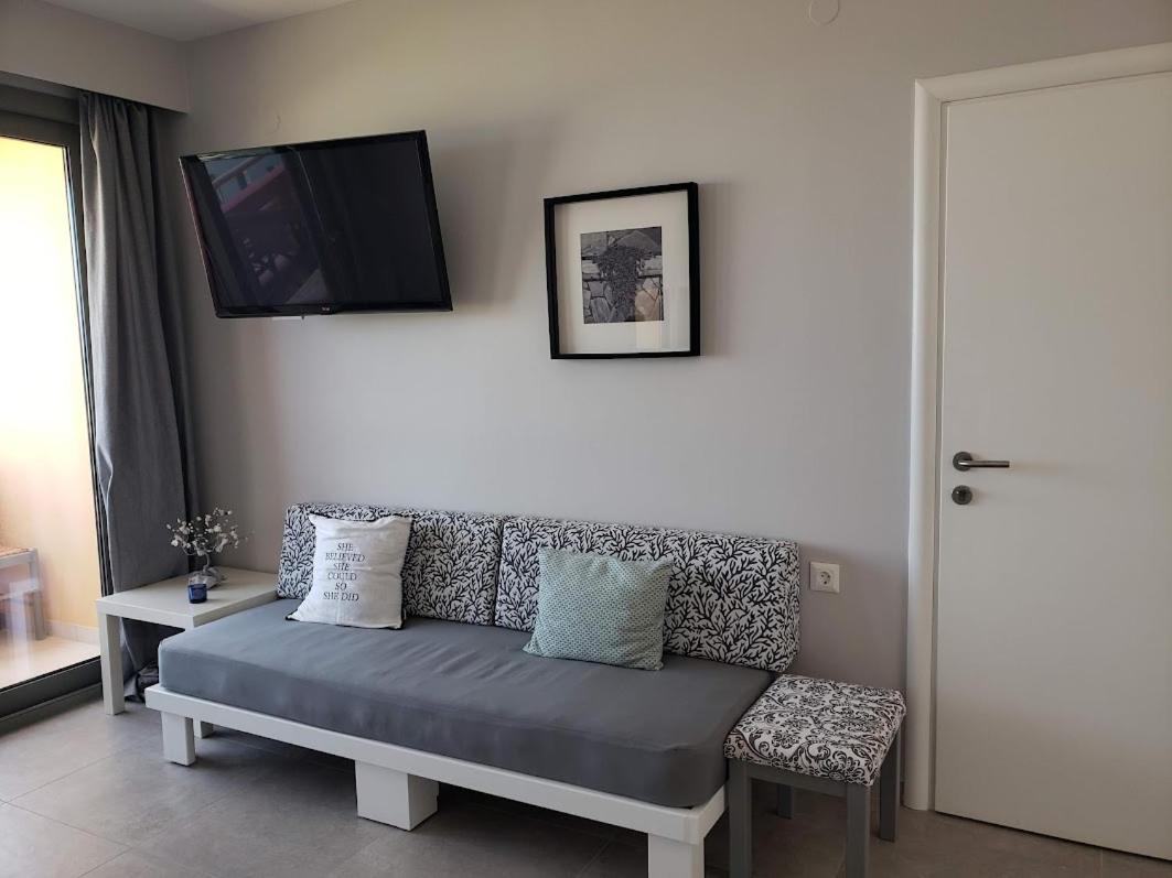 Evalia Apartments