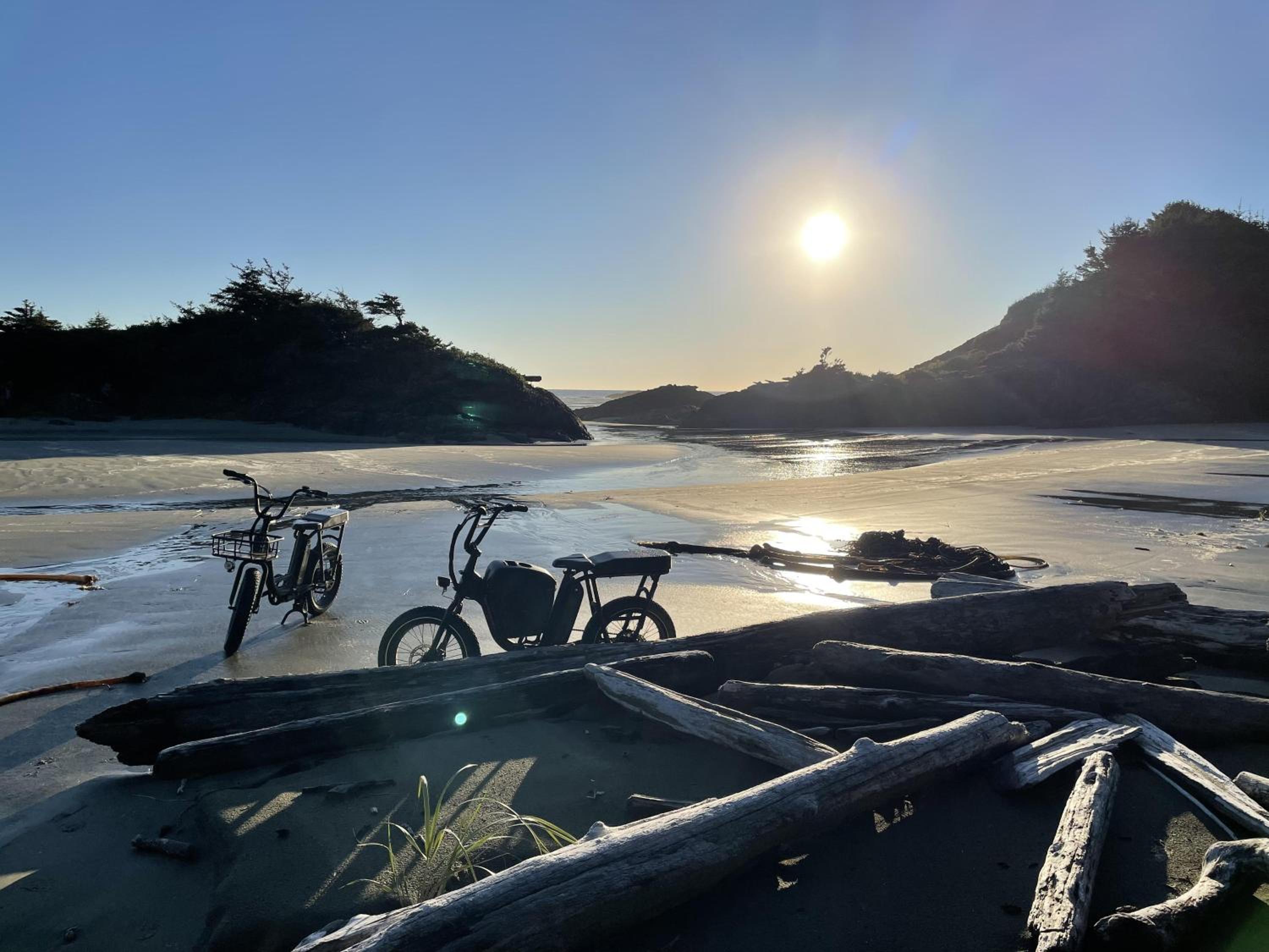 Cozy Cabin Near Walking Trails And Beaches! - Image 4