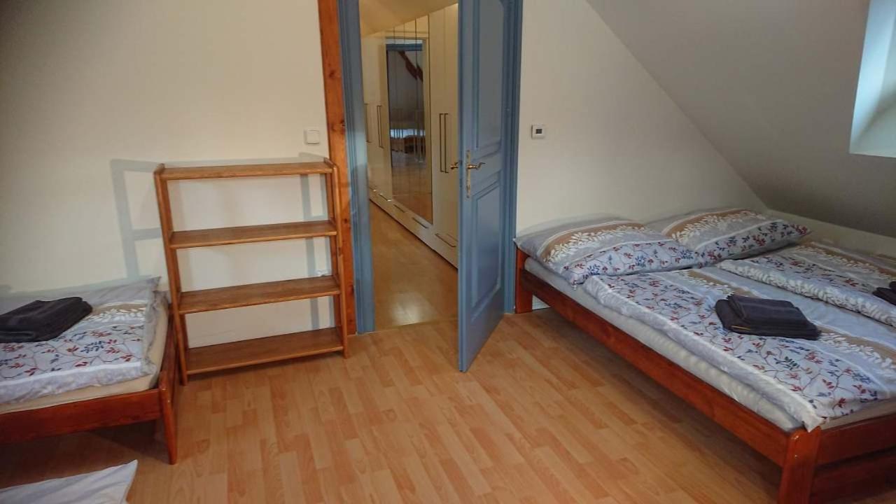 Photo 32