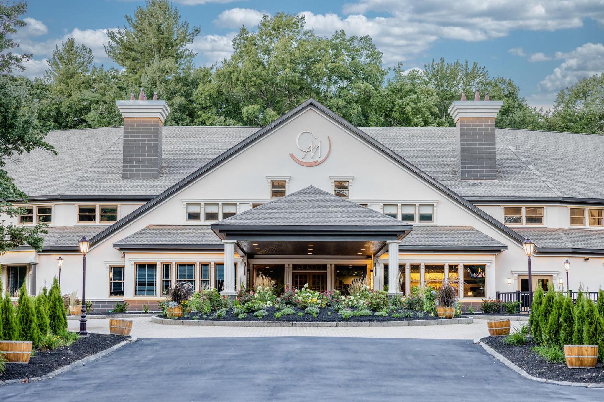 Chateau Merrimack Hotel & Spa