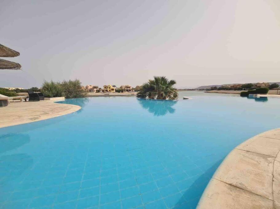 Sabina - A Luxurious Fully Furnished Ground Floor 2BD Apartment in El Gouna-Red Sea view 3