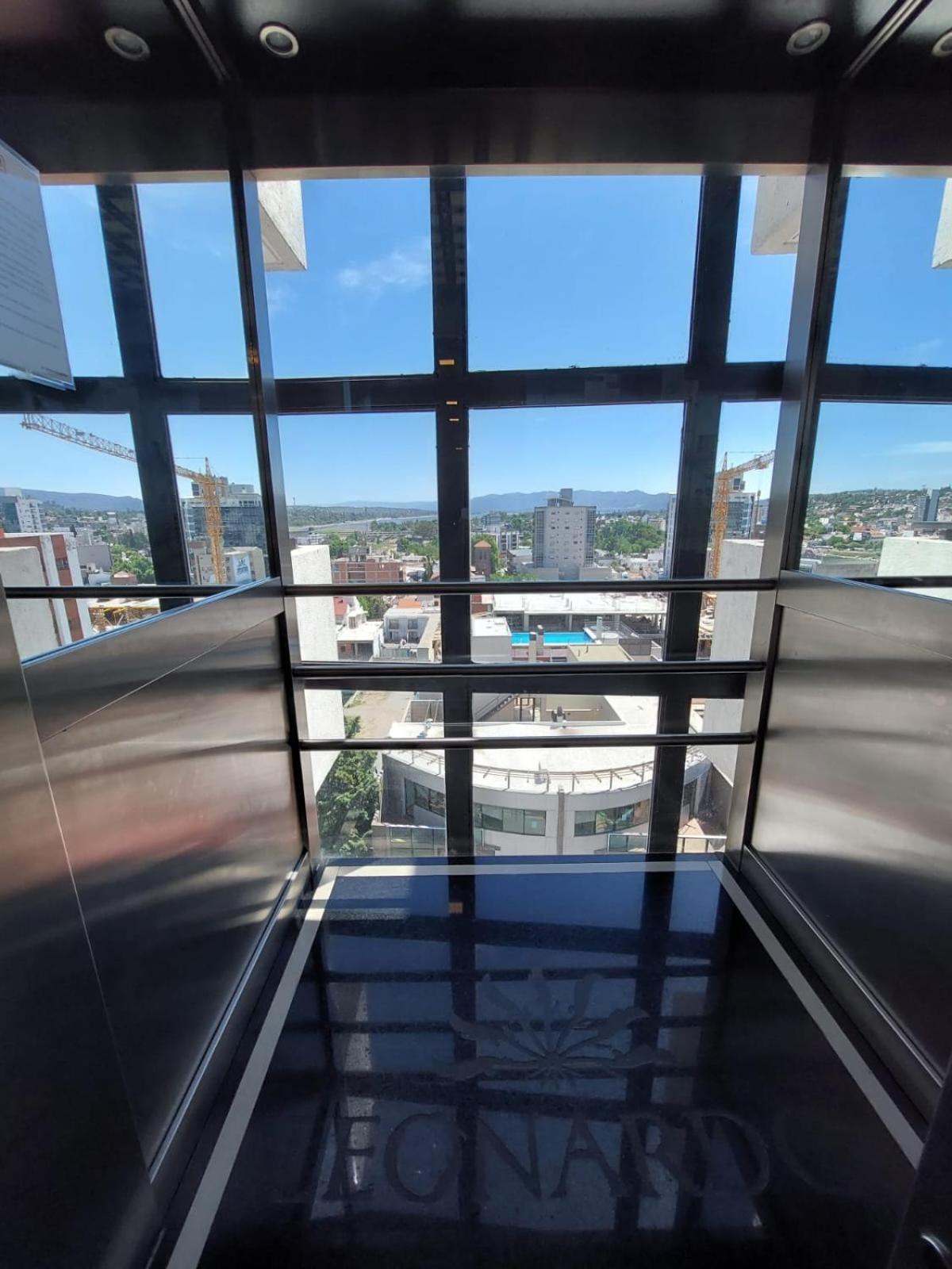 Edificio Leonardo Apart Centro