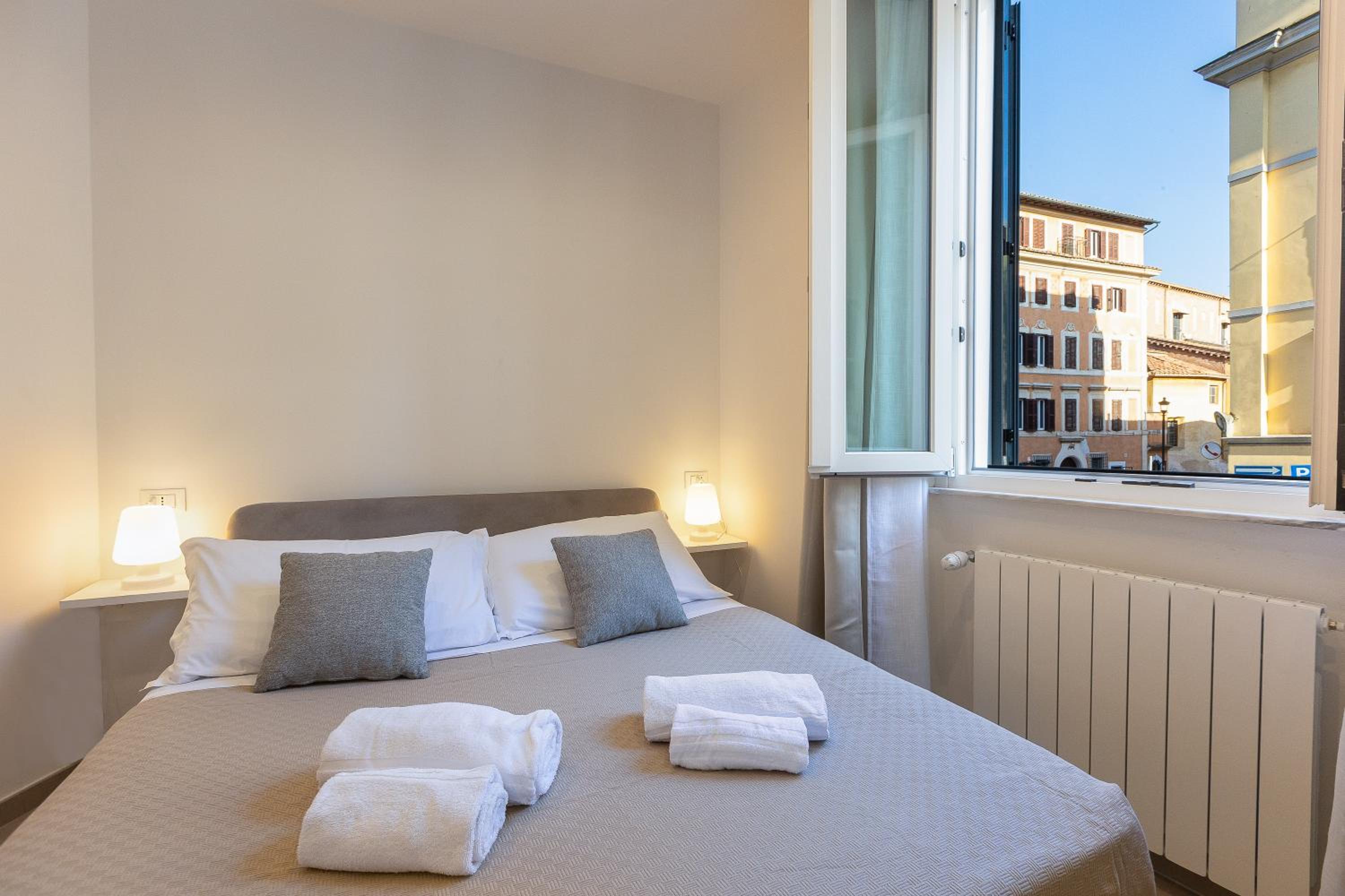 Colosseum Holidays - San Giovanni in Laterano