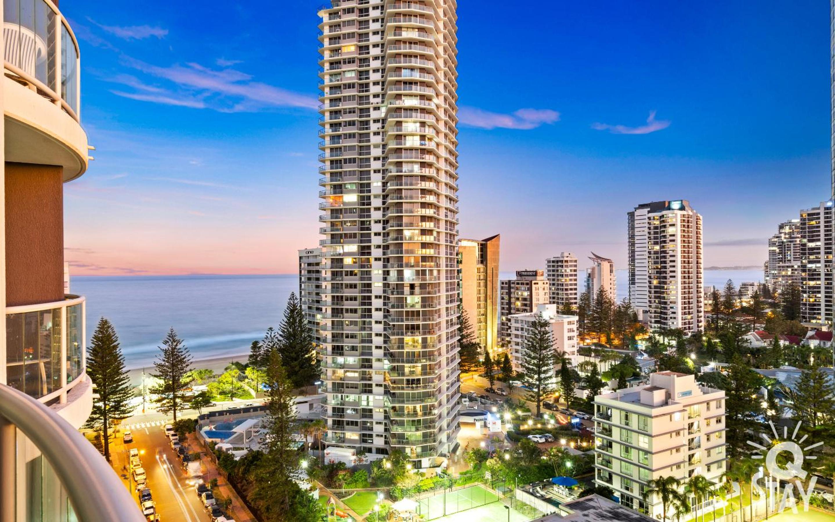 Interconnecting 2 Bedroom Unit at Legends — Q Stay