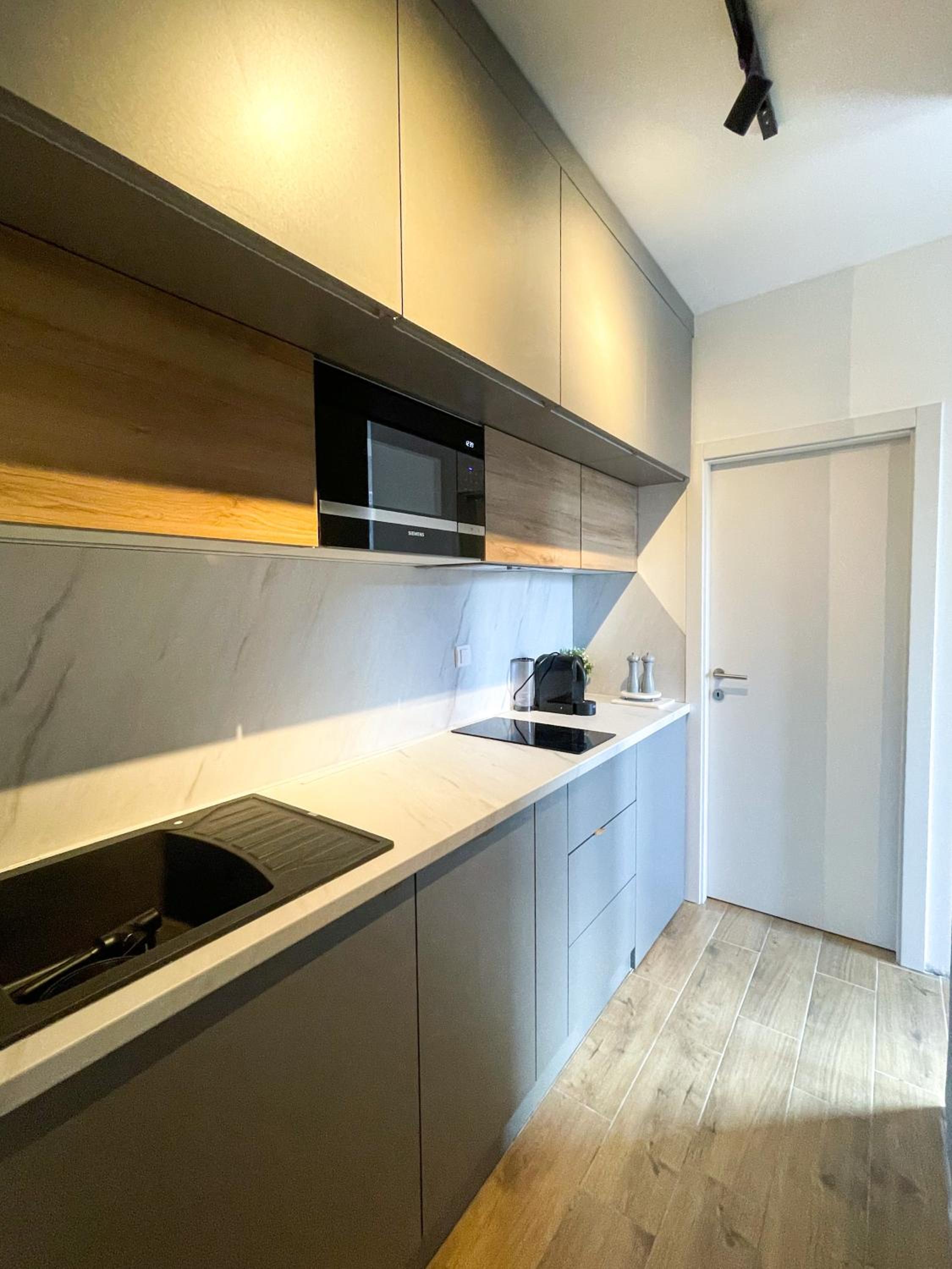 Nivalis Hill 21
