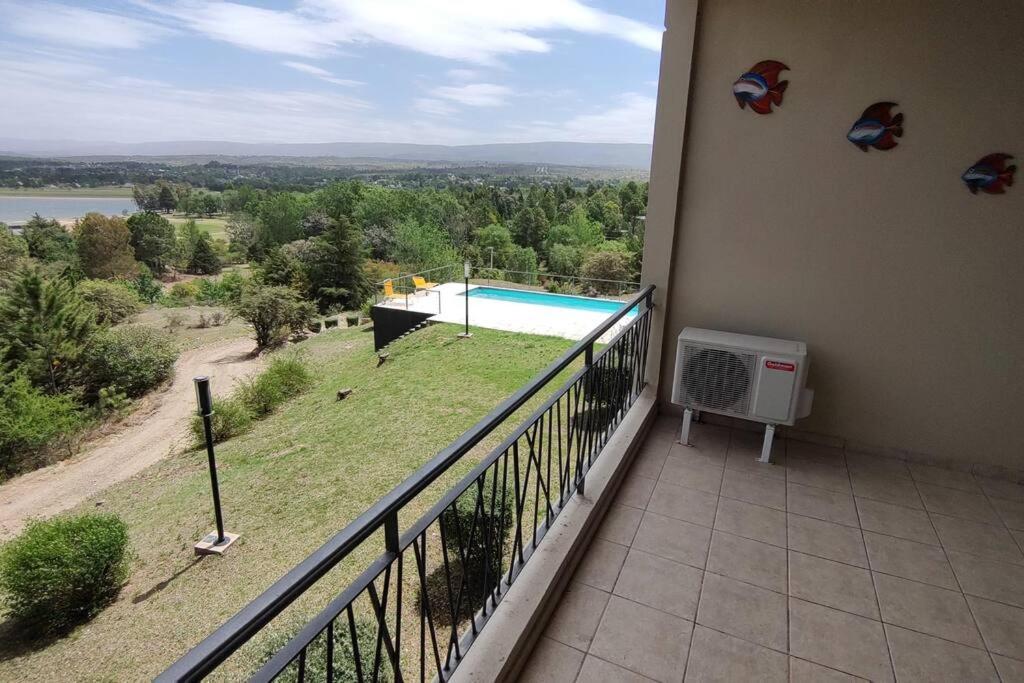 Condominio Monte Molinos - Departamento en Náutico frente al Lago