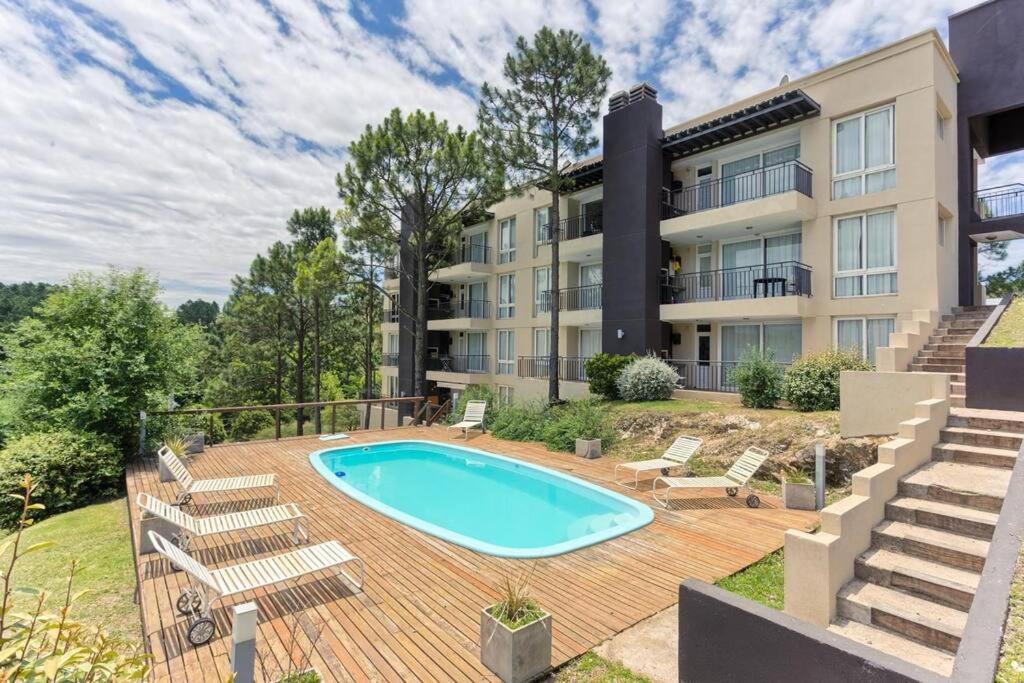 Condominio Monte Molinos - Departamento en Náutico frente al Lago