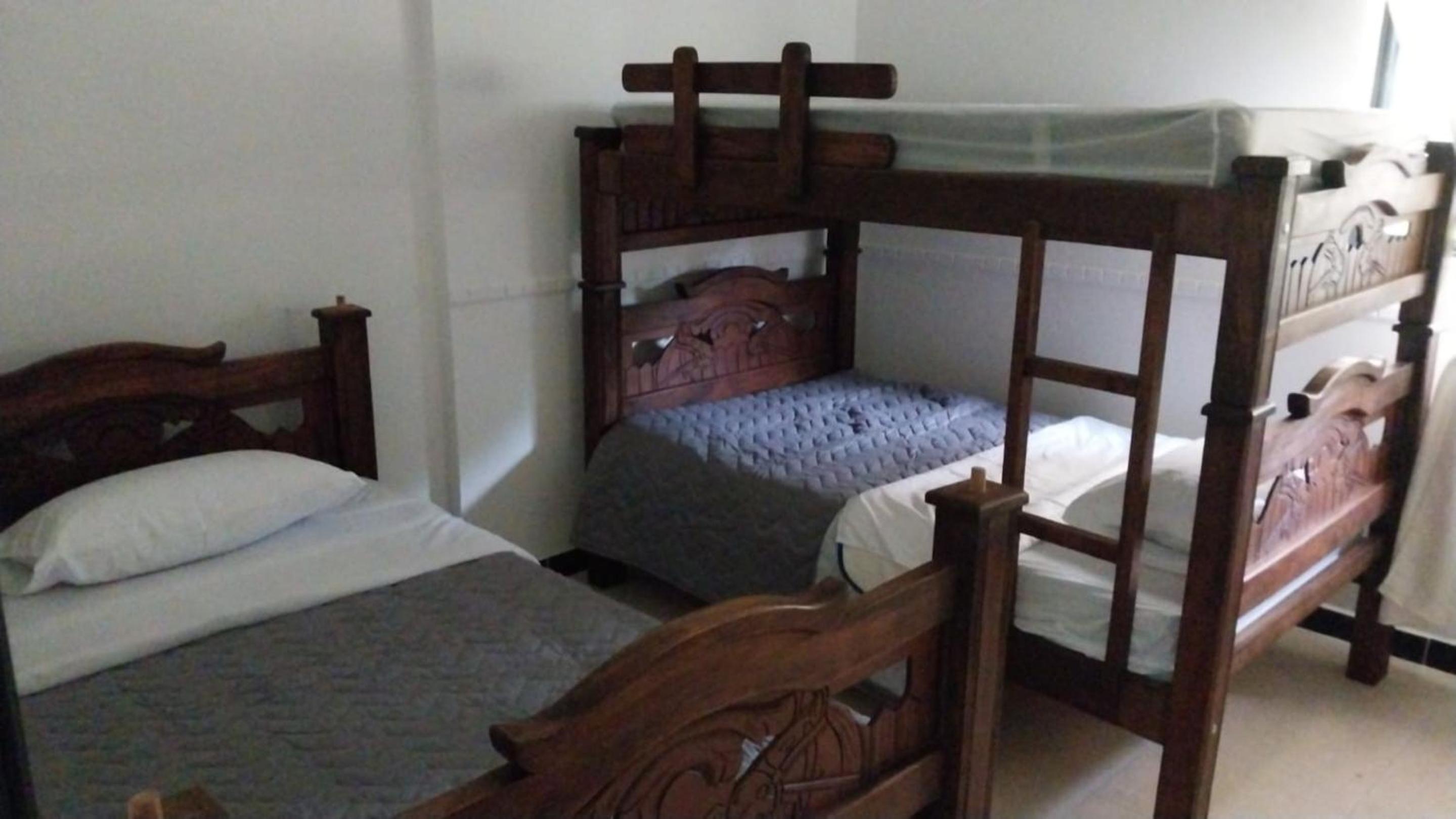 Villa Natalia Finca, 30 personas, jacuzzi 10 minutos de termales