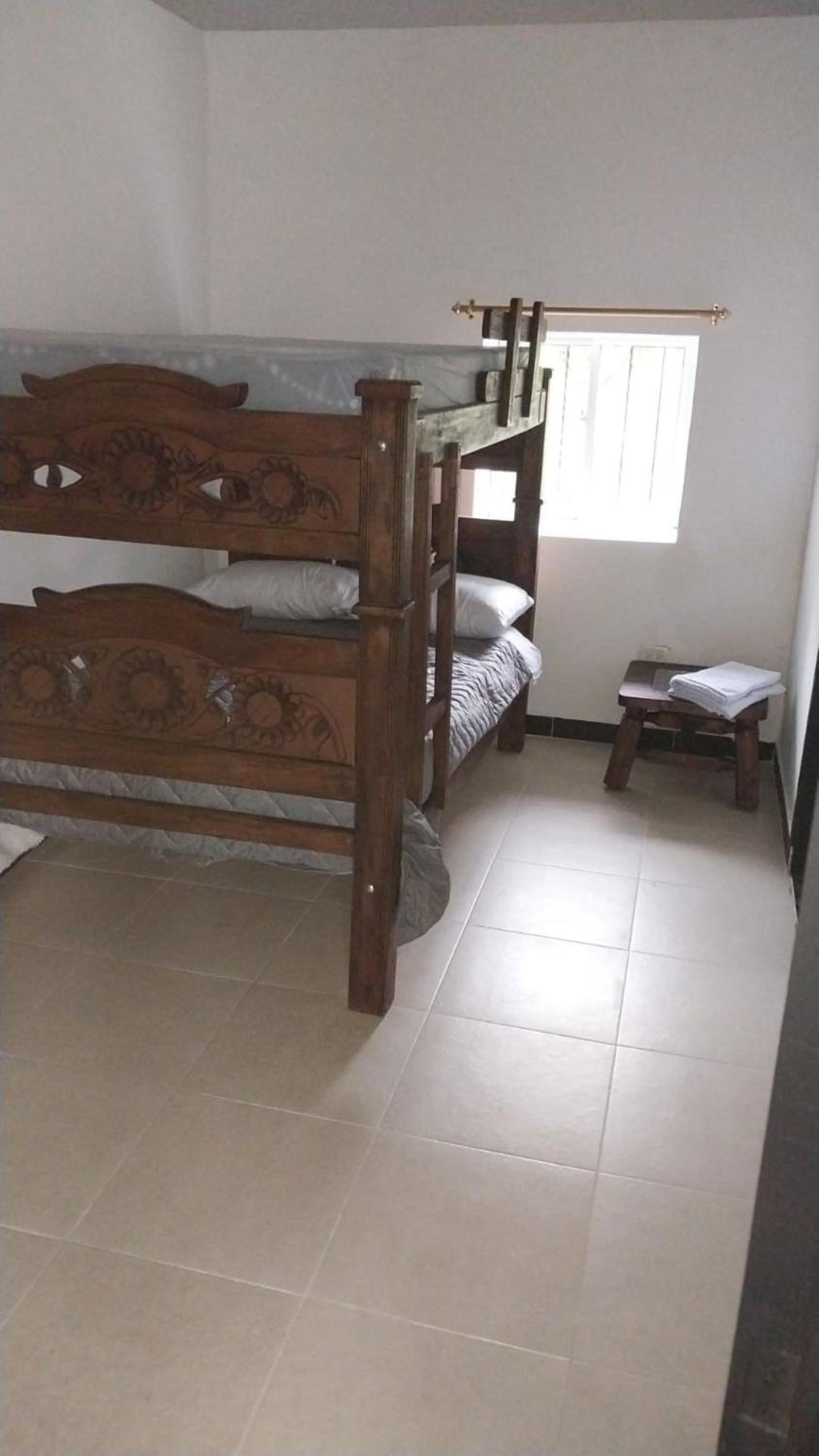 Villa Natalia Finca, 30 personas, jacuzzi 10 minutos de termales