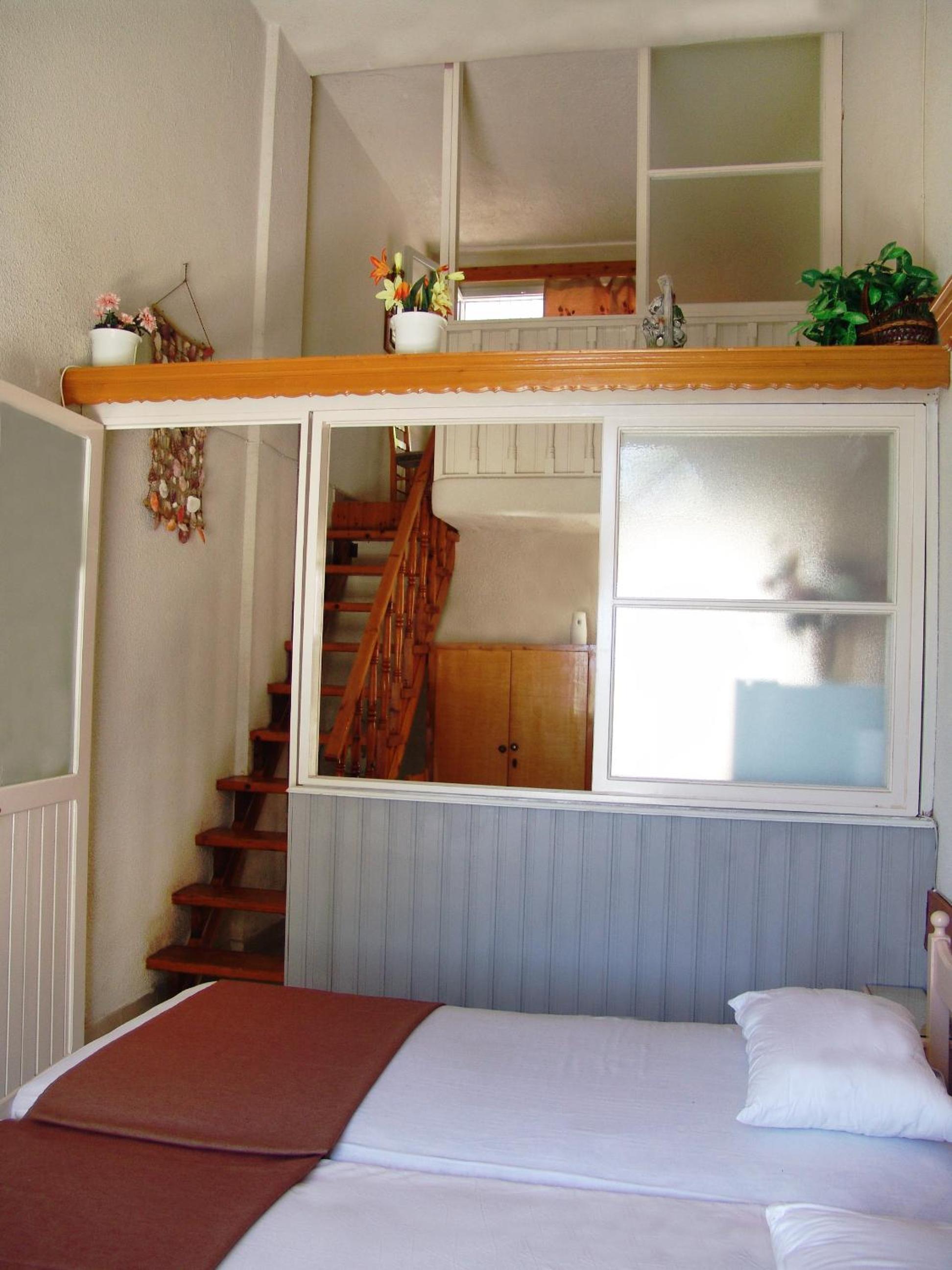 Alkyonis Apartments