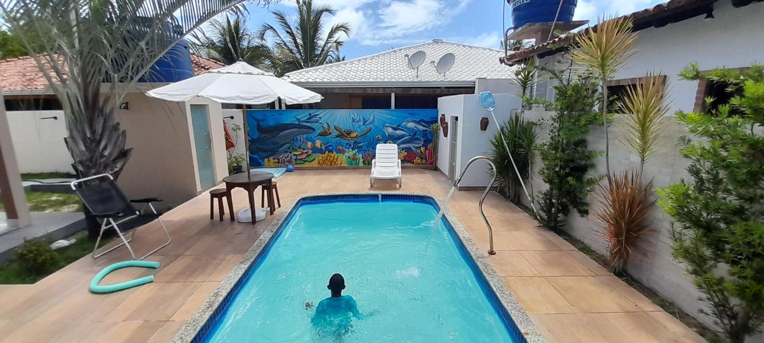 Casa com Piscina em Guaratiba