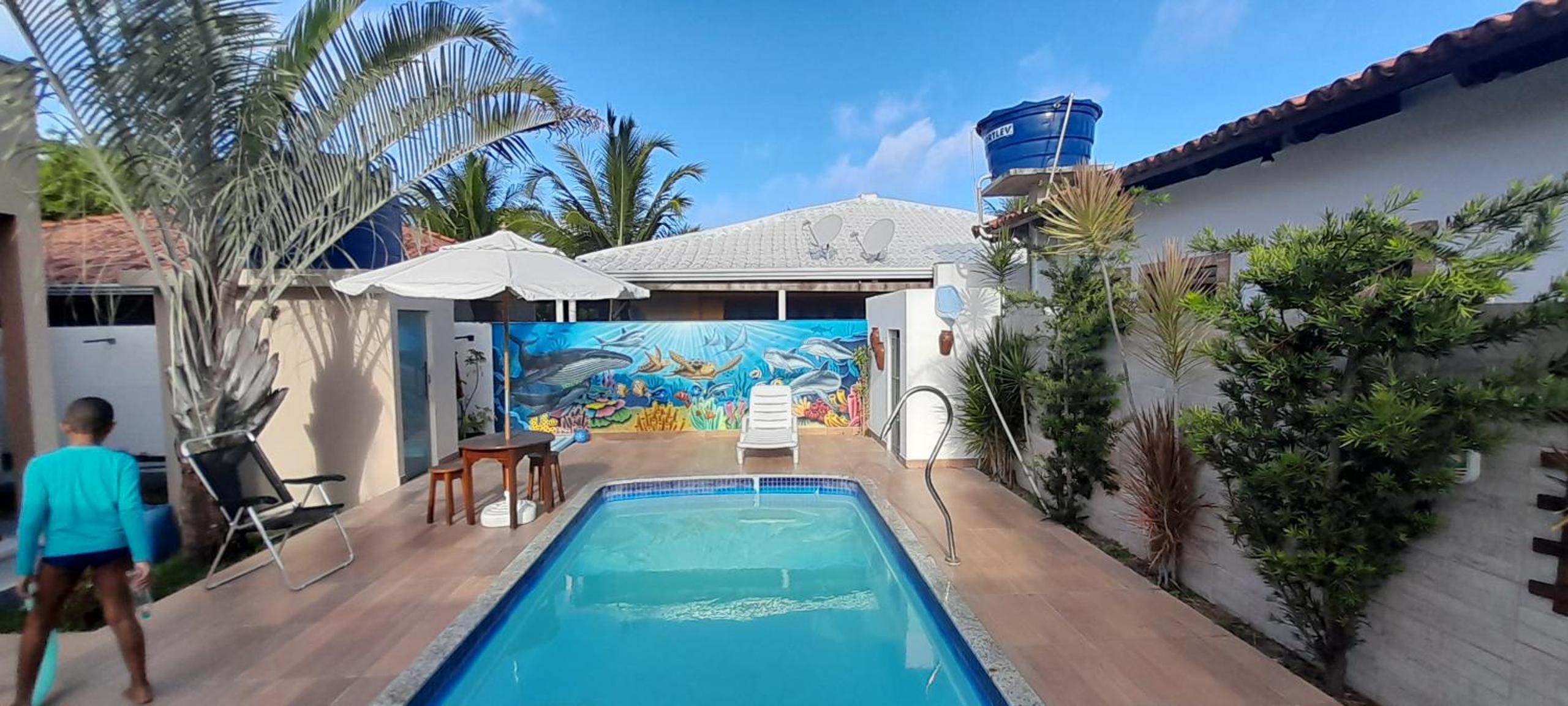 Casa com Piscina em Guaratiba
