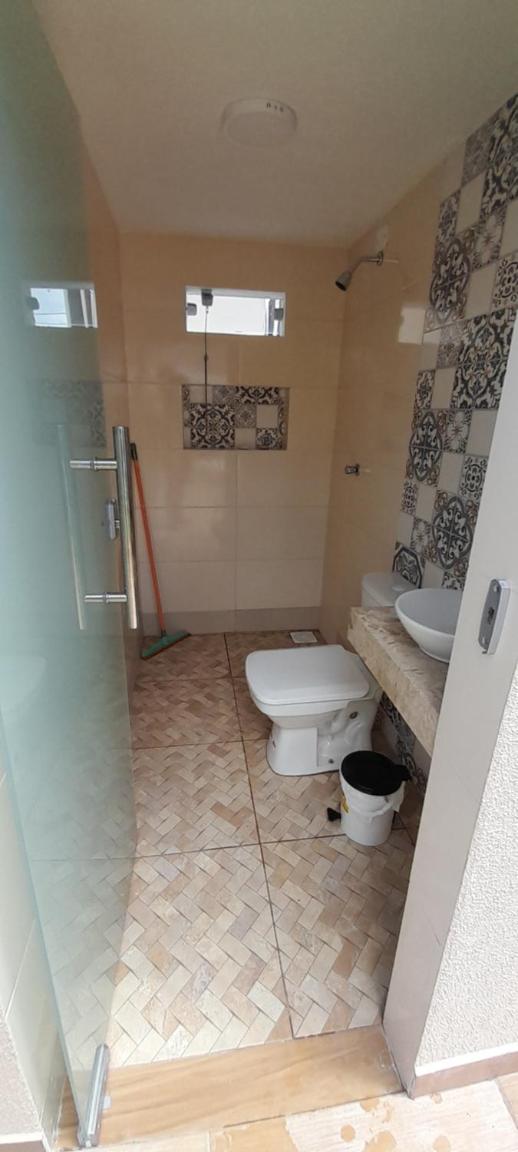 Casa com Piscina em Guaratiba