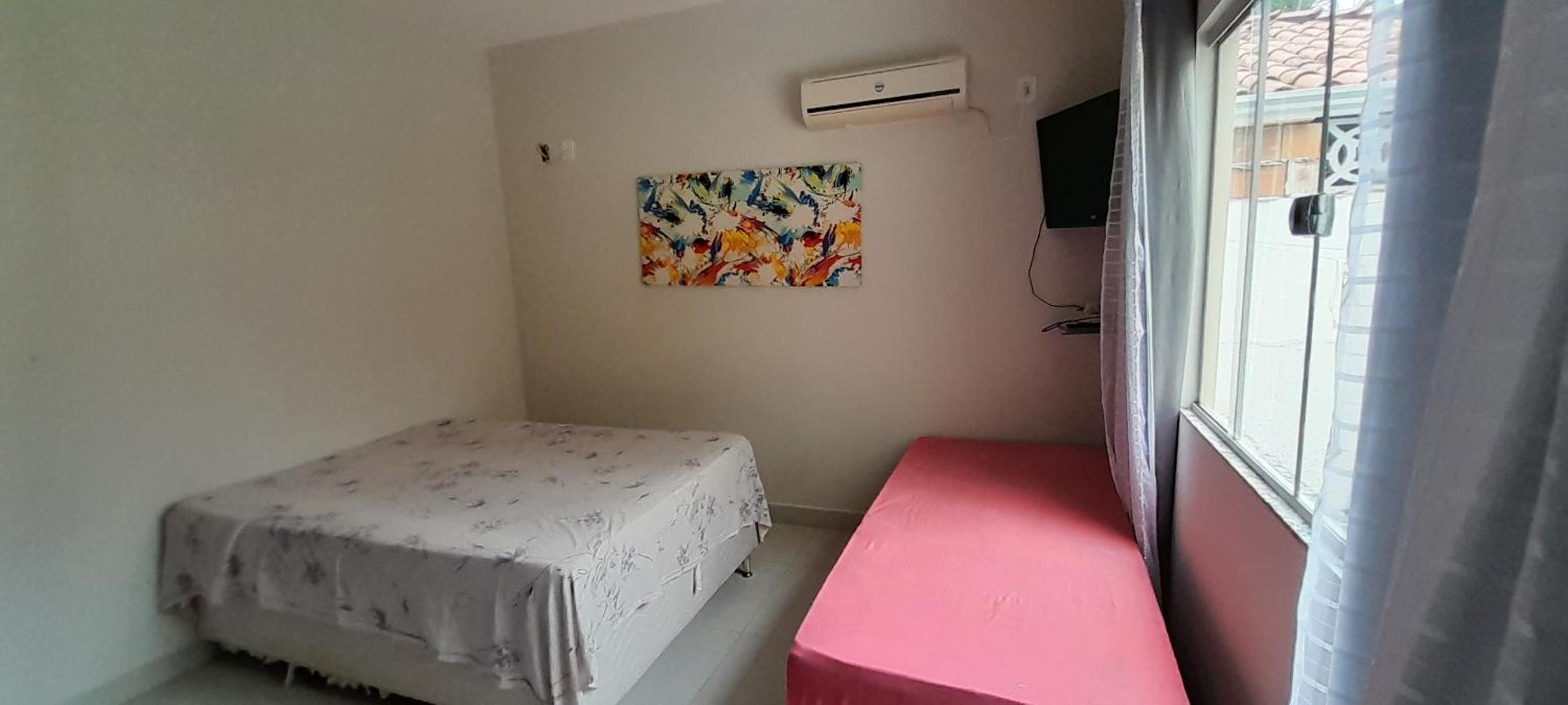 Casa com Piscina em Guaratiba
