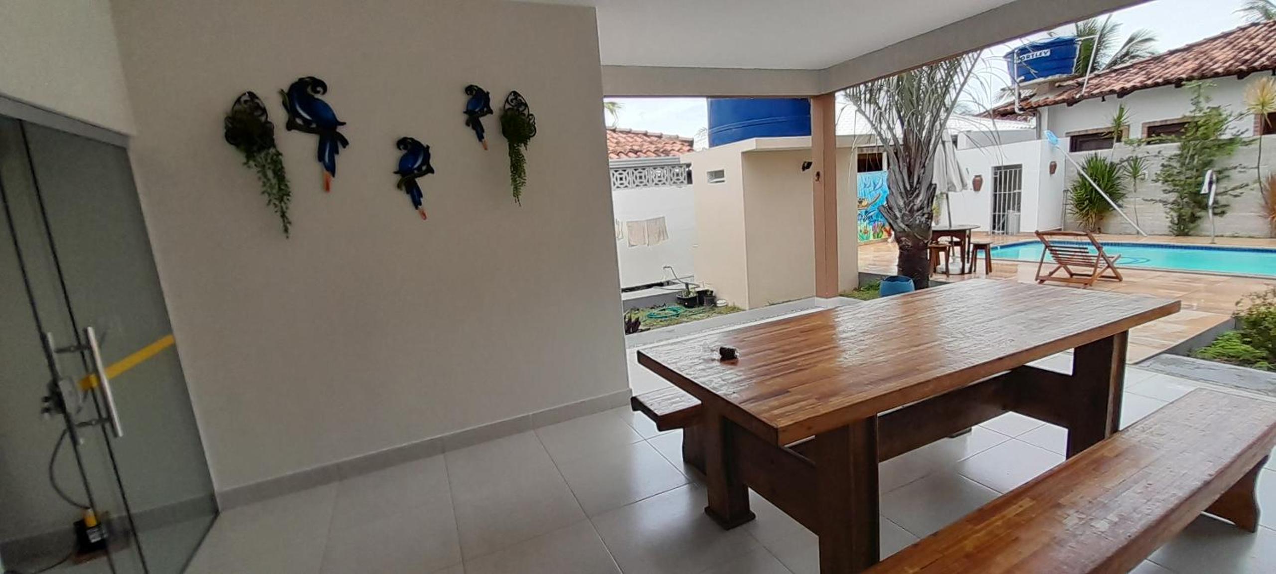 Casa com Piscina em Guaratiba