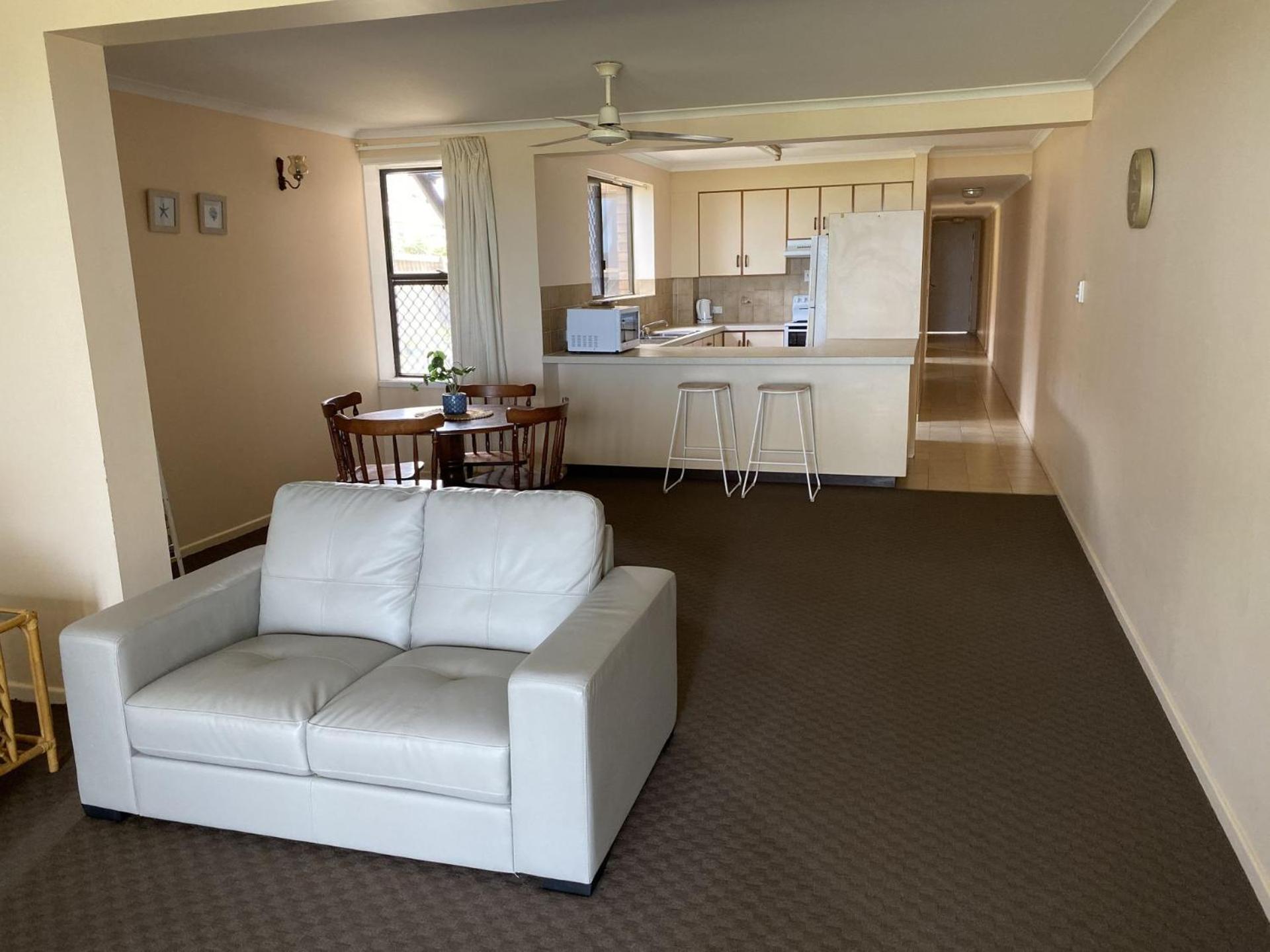 Horizons Unit 2 Beachfront Unit