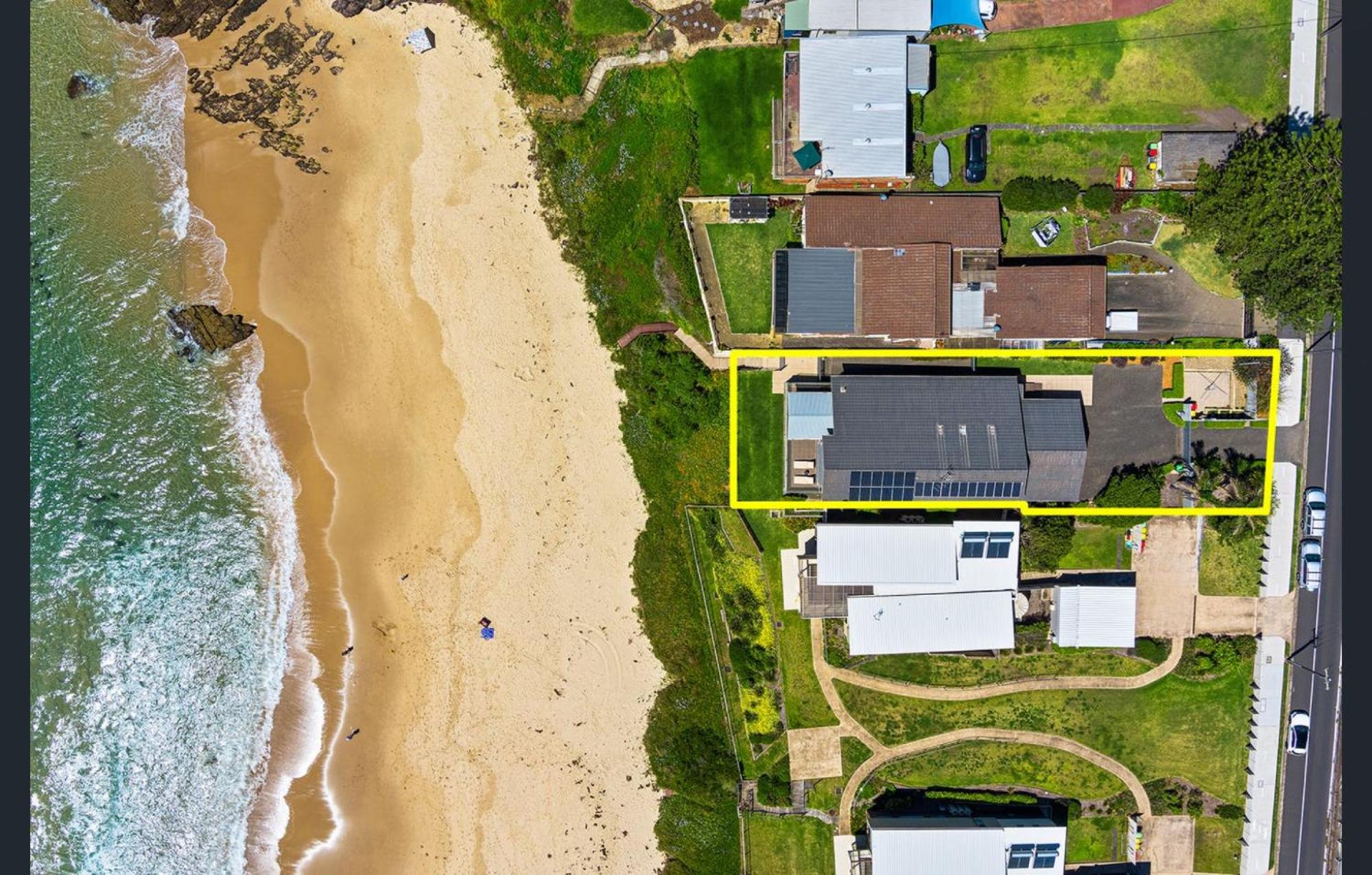Sea View - Absolute Beachfront Shellharbour