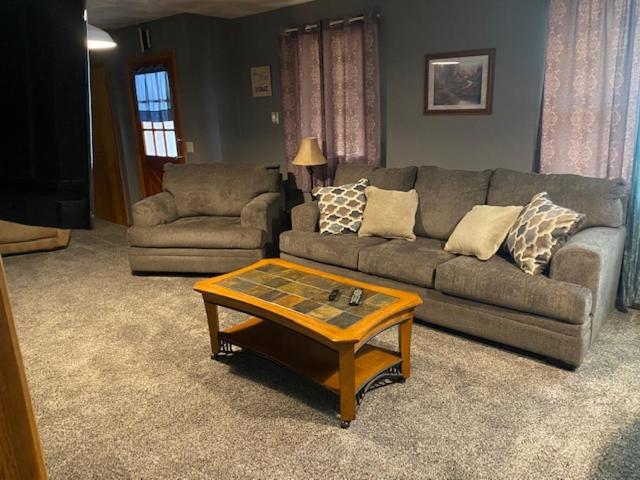 Lodge 545 Complete Large brick house fully furnished view 3
