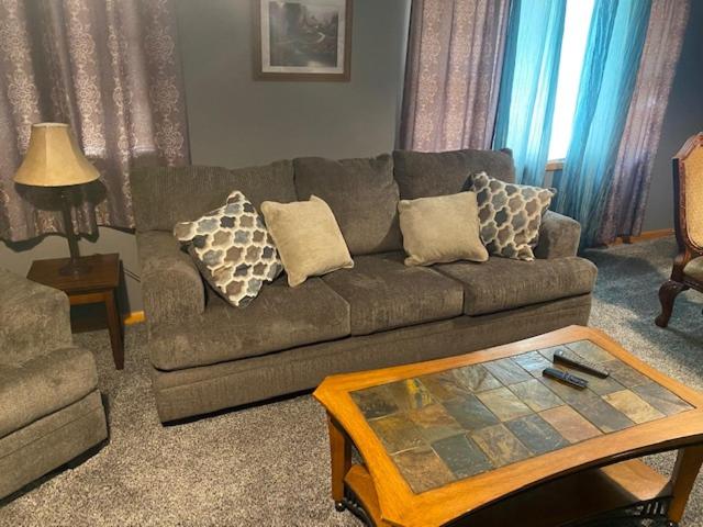 Lodge 545 Complete Large brick house fully furnished view 2