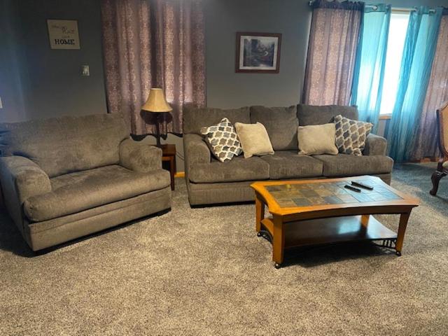 Lodge 545 Complete Large brick house fully furnished view 4