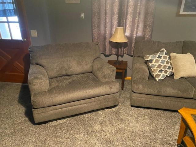 Lodge 545 Complete Large brick house fully furnished view 5