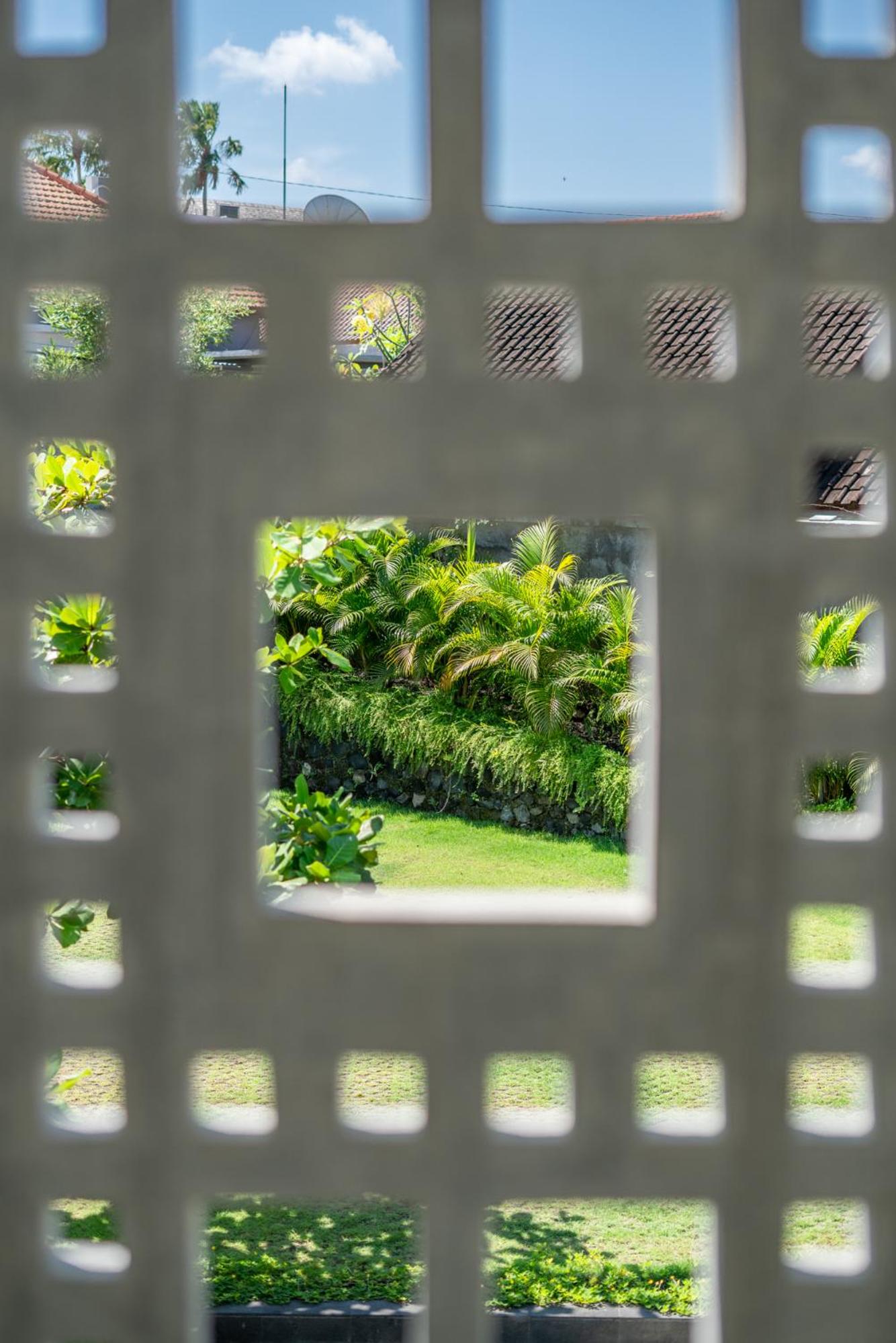 La Maison d'Ulysse - Luxury 4-Bedroom Villa with Pool in Canggu view 2