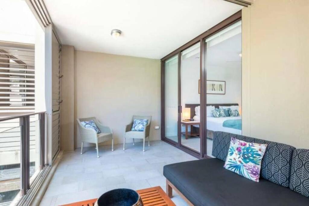 2 bedroom Apartment Palm Cove