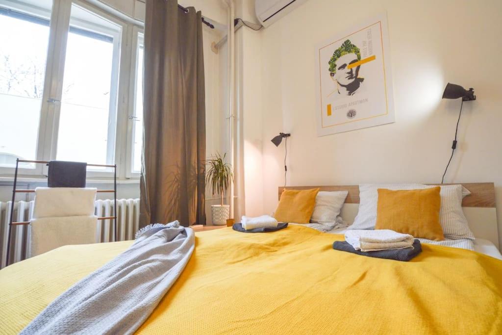 Pavla Papa Studio - Bright & central view 5