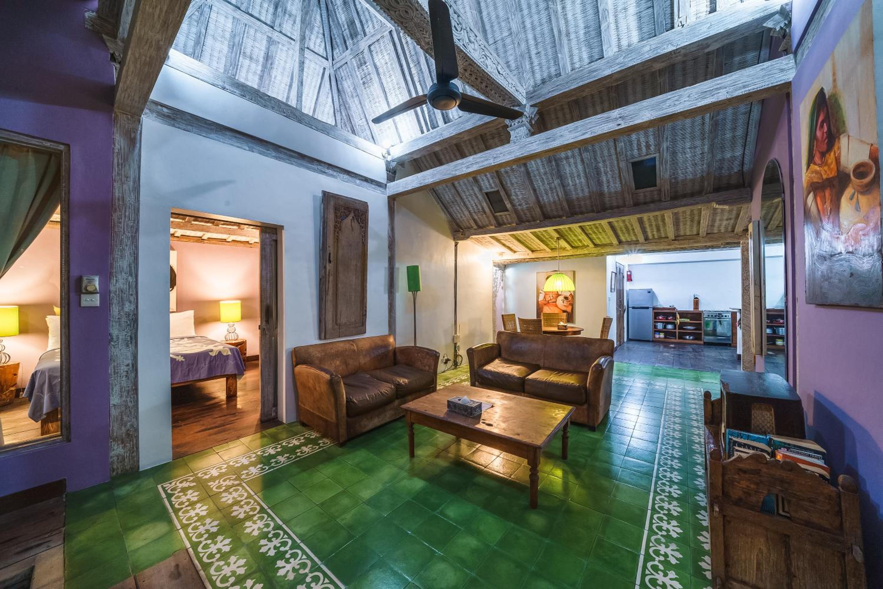 Villa West - Charming 2 bdr villa in Oberoi - PERFECT LOCATION!