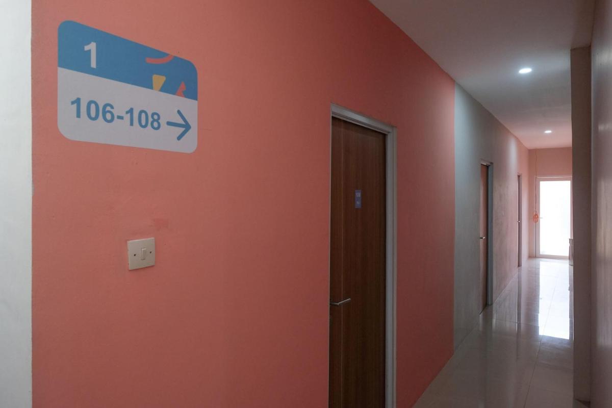 hotel reception