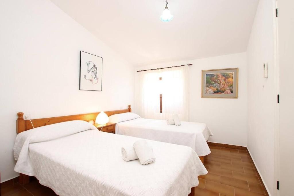 Lovely mallorquin farmhouse in Pollensa by Renthousing