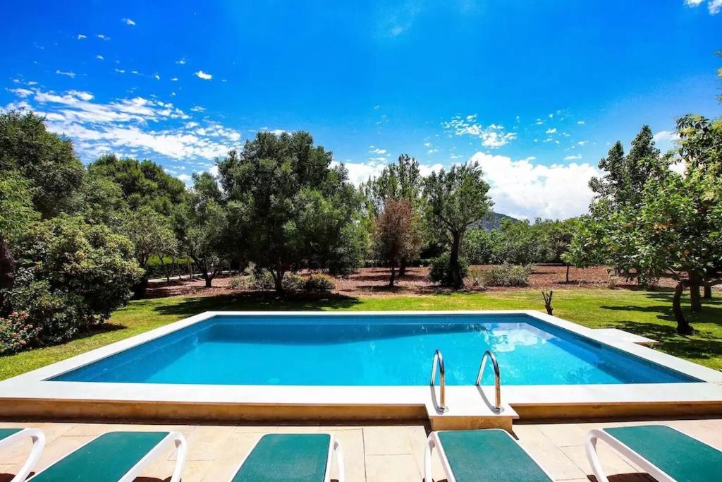 Lovely mallorquin farmhouse in Pollensa by Renthousing