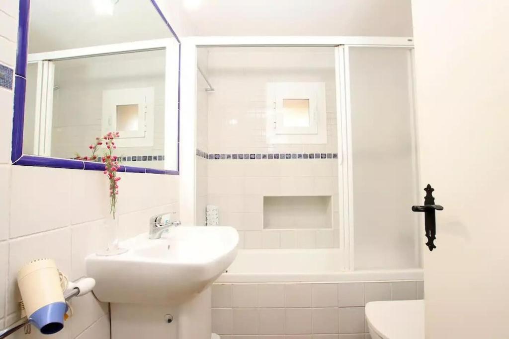 Lovely mallorquin farmhouse in Pollensa by Renthousing