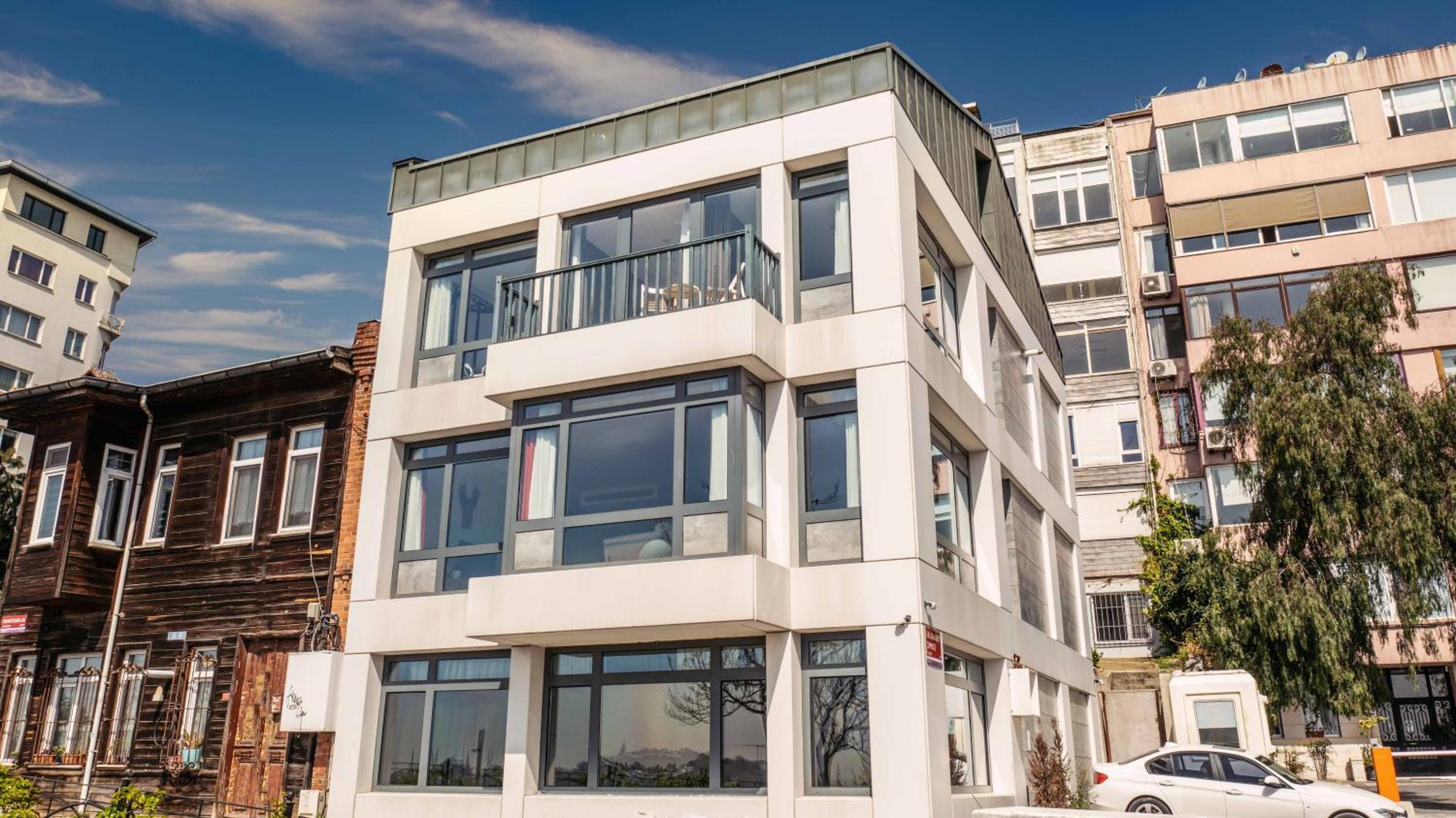 Monnas Bosphorus - Image 16